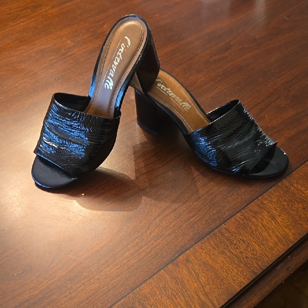 Intervalle Patent Leather Mules